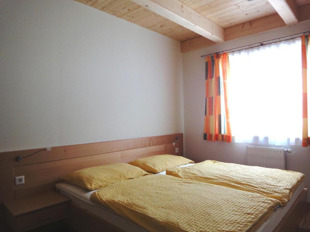 Ferienhof Gindl Und Gaestehaus Gindl Tauplitz Camera foto